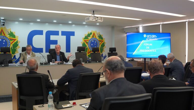 Presidentes do Sistema CFT/CRTs reunidos em Brasília - CFT :: Conselho ...